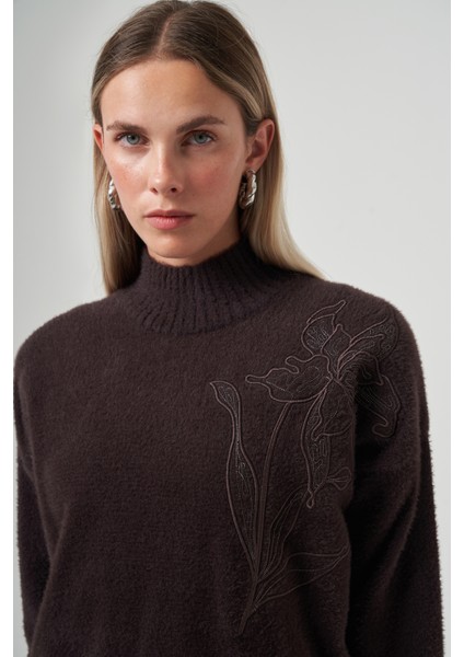 Nakış Detay Angora Kazak 7004 Kahverengi