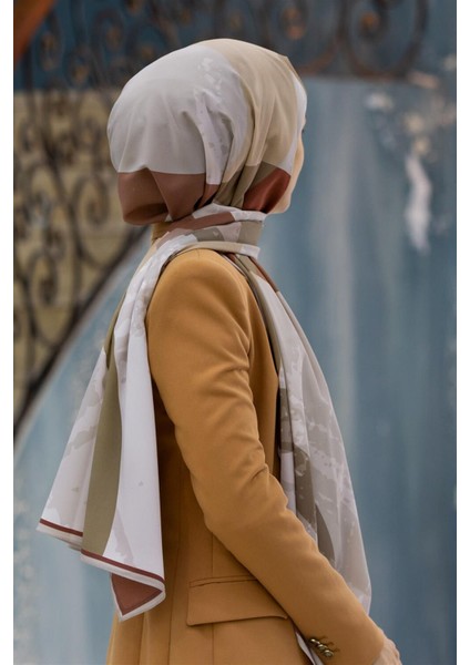 Lüks Medine Geometrik Desenli Bej - Taba Renkli 75X195 Kırışmaz Şal Moss Krep Dikiş Tipi Italyan Dikişli