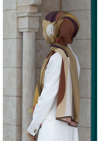 Lüks Medine Ipeği Çiçek ve Yaprak Desenli Bej - Bakır Renkli 75X195 Kırışmaz Şal Moss Krep Dikiş Tipi Italyan Dikişli