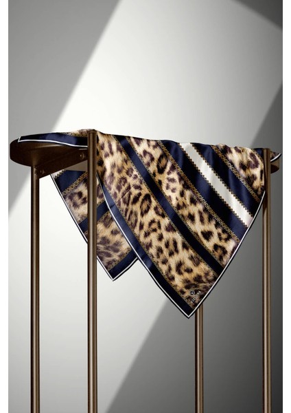 %100 Twill Ipek Leopar Desenli Lacivert - Krem Renkli 90X90 Eşarp Dikim Şekli : El Dikişi modelleri