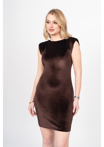 Velvet Crystal Glow Dress – Kadife Taş Detaylı Luxe Gece Elbisesi 50350 modelleri