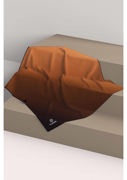 %100 Twill Ipek Degrade Desenli Taba Renkli 90X90 Eşarp Dikim Şekli : El Dikişi