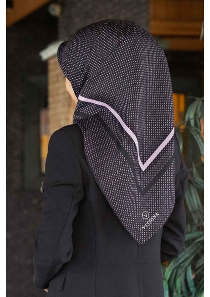 %100 Twill Ipek Minik Motif Desenli Siyah - Lila Renkli 90X90 Eşarp Dikim Şekli : El Dikişi