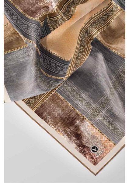Twill Dokulu ve Geometrik Desenli Gri Renkli 90X90 Eşarp (Ipek Içermez) Dikim Şekli : El Dikişi modelleri