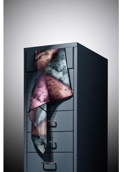 %100 Twill Ipek Dokulu ve Geometrik Desenli Mint Yeşili - Lila Renkli 90X90 Eşarp Dikim Şekli : El Dikişi indirimleri