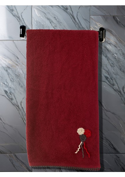 Çiçek Motifli, Kedi Tırnağı Oyalı, Yumuşak Dokulu Pamuklu Vücut Havlusu |kırmızı | 70X130 cm