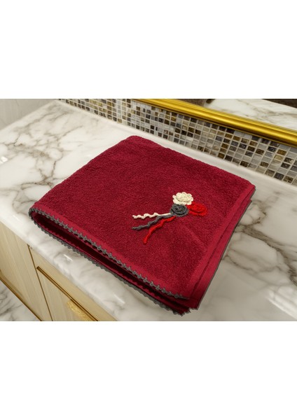 Çiçek Motifli, Kedi Tırnağı Oyalı, Yumuşak Dokulu Pamuklu Vücut Havlusu |kırmızı | 70X130 cm modelleri