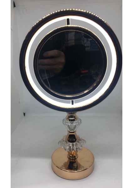 USB Şarjlı Kristal Ayaklı Gold Yuvarlak Masaüstü Makyaj ve 3 Renk Işık Masa Aynası modelleri
