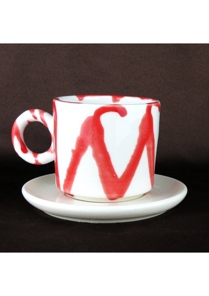 El Yapımı Seramik Fincan & Tabak – Kırmızı Desenli, El Boyaması, 200ML