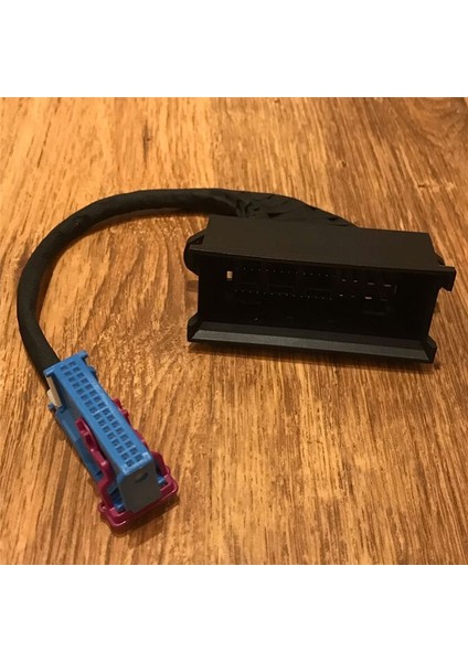 1j0 972 977 1J0972977 Passat B6 B7 R36 Gösterge Kümesi Adaptörü 36 Ila 32 Pın (Yurt Dışından) fırsatları