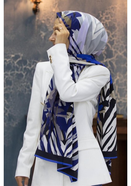 Lüks Medine Ipeği Zebra ve Çiçek Desenli Saks Renkli 75X195 Kırışmaz Şal Moss Krep Dikiş Tipi Italyan Dikişli