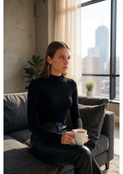 Kadın Siyah Parmak Detaylı Esnek Uzun Kollu Body modelleri