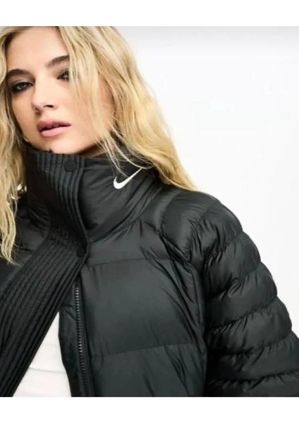 Kadın Therma-Fıt Günlük Mont Sportswear Swoosh Puffer