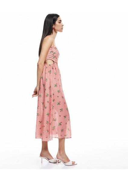 Viskon Astarlı Pencere Detaylı Pötikareli Çilek Baskılı Ince Askılı Elbise modelleri