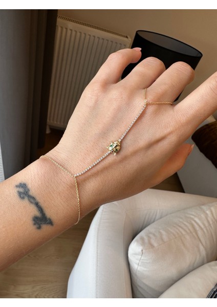 Yeşil Gözlü Kaplan Şahmeran