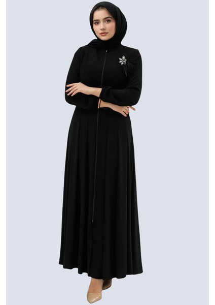 Broş Detay Mevlana Model Kaliteli Kumaş Siyah Tam Kalıp Kadın Ferace Tesettür Elbise