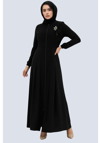 Broş Detay Mevlana Model Kaliteli Kumaş Siyah Tam Kalıp Kadın Ferace Tesettür Elbise