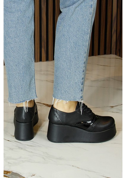 Beira Siyah Vegan Yuvarlak Burun Bağcıklı Dolgu Topuklu Günlük Ayakkabı indirimleri