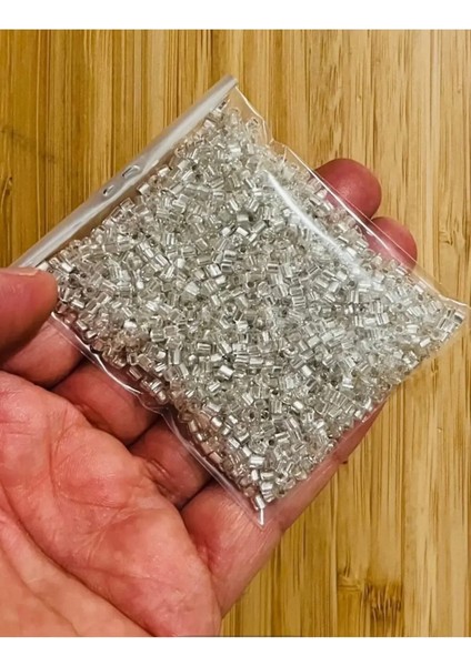 Üçgen Kristal Boncuk. Yazma ve Şal Oyalama, Havlu, Abiye ve Gelinlik El Işleme 2,2mm. 40GRAM. Gümüş. fiyatları
