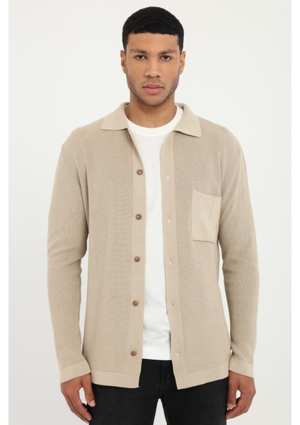 Bej Düğmeli Düz Regular Fit Erkek Triko Hırka