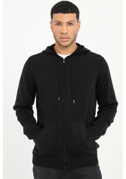 Siyah Fermuar Kapamalı Kapüşonlu Slim Fit Erkek Triko modelleri