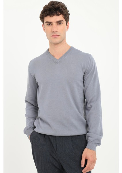 Gri Melanj V Yaka Regular Fit Erkek Triko