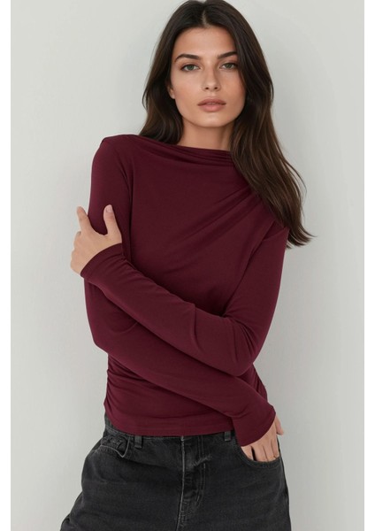 Kadın Büzgü Detaylı Kayık Yaka Bluz Bordo Kırmızı