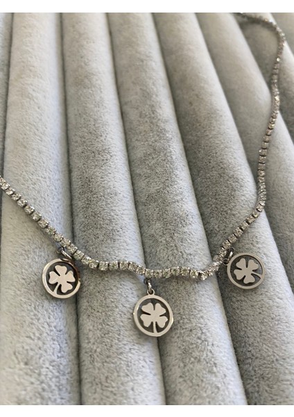 Yonca Detaylı Taşlı Kolye modelleri