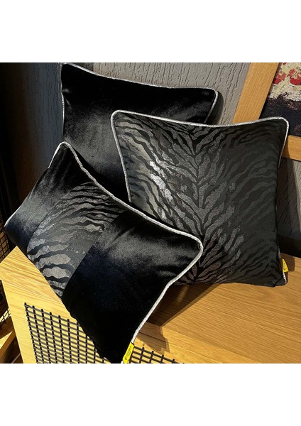 "zebra" Desenli Saten Dokuma Kırlent - 45X45 fiyatları