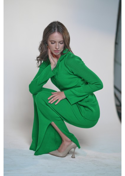 Likralı Fit Kesim Triko Takım