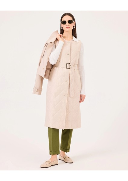 Iç Yelekli Düğmeli Kuşaklı Trençkot