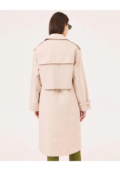 Iç Yelekli Düğmeli Kuşaklı Trençkot modelleri