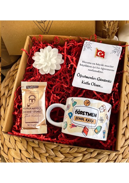 Eğitim Simgeli Öğretmenler Günü Hediye Kutusu – Isme Özel Kupa fiyatları
