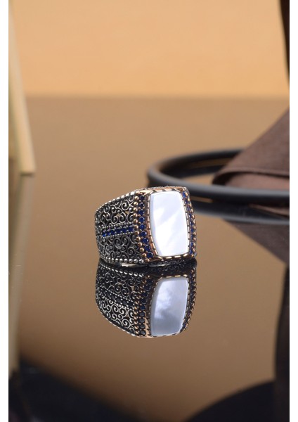 Taşlı Yanları Taş Işlemeli 925 Ayar Gümüş Erkek Yüzük