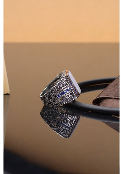 Taşlı Yanları Taş Işlemeli 925 Ayar Gümüş Erkek Yüzük modelleri