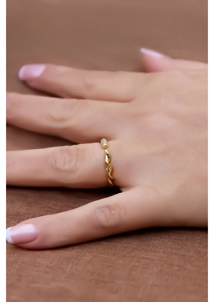 Gold Burgu Form Zirkon Detaylı Kadın Çelik Yüzük fiyatları