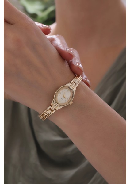 Altın Renk Zarif Oval Kadran Şık Kadın Kol Saati