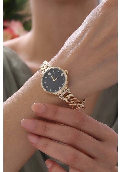Zincir Kordonlu Siyah Kadran Altın Renk Kadın Saat
