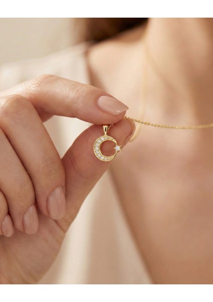 Küçük Ay Yıldız 14 Ayar Altın Kolye