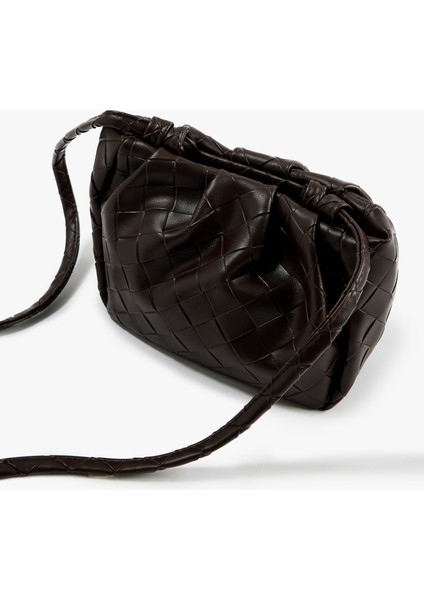 Suni Deri Örgü Detaylı Çapraz Çanta modelleri