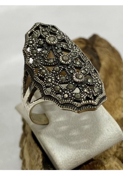 Markazit Taşlı Gümüş Kadın Yüzük