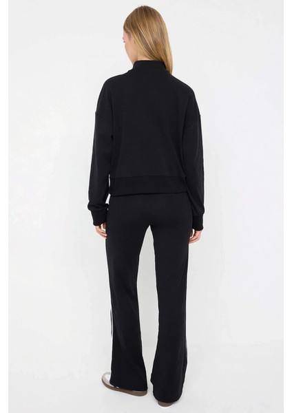 Kadın Alt Üst Üçlü Rahat Kesim Nakış Detaylı Fermuarlı Ceket Crop Üst Ispanyol Paça Eşofman Takımı indirimleri