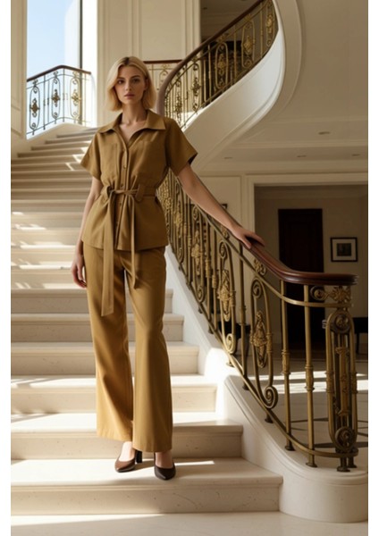 Kuşak Detaylı Kısa Kollu Gömlek ve Geniş Paça Pantolon Ikili Takım Kadın Alt Üst Günlük Şıklık Şık