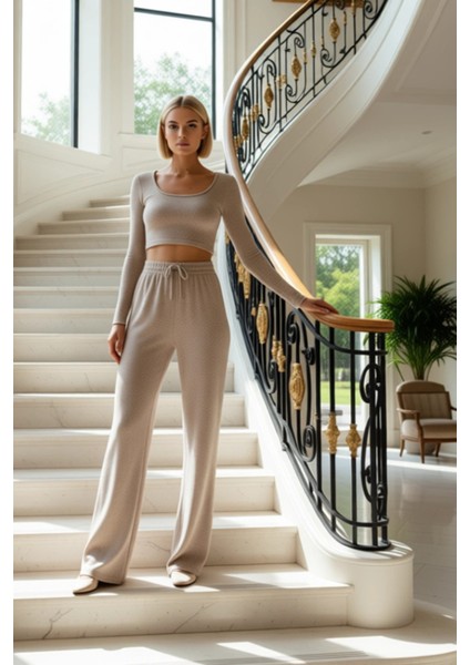 Kadın Alt Üst Koyu Yumoş Örme Crop ve Geniş Paça Pantolon Takım Fonksiyonel Dayanıklı Kaliteli Şık