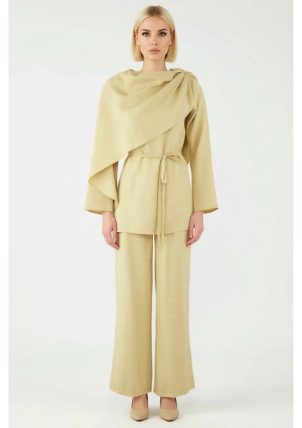 Kadın Alt Üst Drapeli Yaka Kuşak Detaylı Geniş Paça Pantolon Takımı Şık ve Rahat Birleşim Kaliteli fırsatları