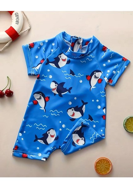 Mavi Köpekbalığı Desenli Kısa Kollu Tulum Mayo – Fermuarlı, Esnek ve Rahat Bebek Swimwear