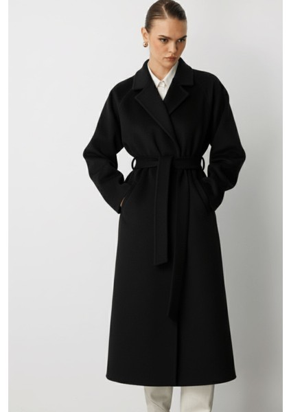 Klasik Uzun Yünlü Siyah Kaşe Kaban modelleri