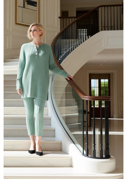 Kadın Alt Üst Geniş Kalıp Fitilli Triko Üst Alt Takım Rahat Kesim Uzun Kollu Henley Yaka Pantolonlu