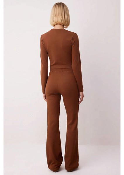 Kadın Alt Üst Düz Renk Fit Kesim Uzun Kollu Crop Üst Rahat Kalıp Geniş Paça Örme Pantolon Takımı indirimleri