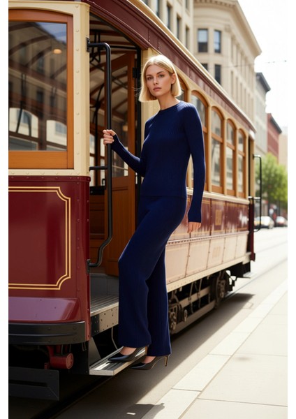 Kadın Alt Üst Fitilli Triko Alt Üst Takım Parmak Detaylı Uzun Kollu Bisiklet Yaka Konforlu Kombin modelleri